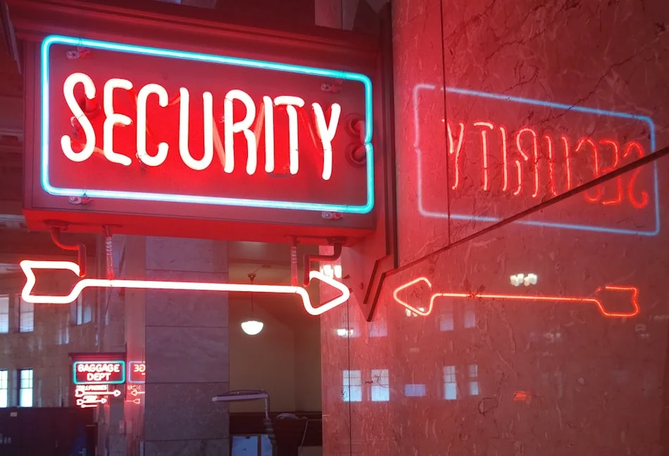 امنیت دیجیتال و قفل SSL - تصویر مفهومی